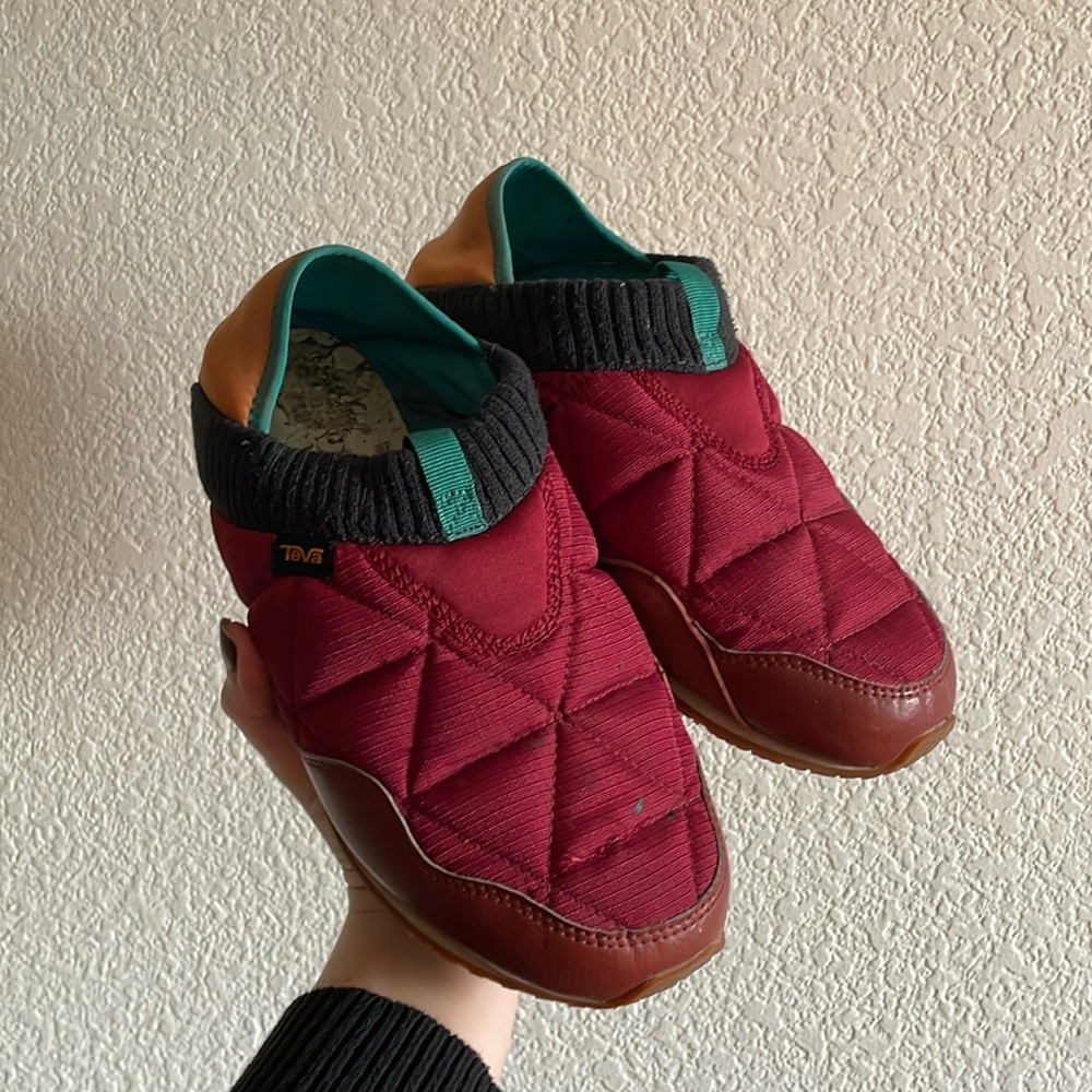Teva Ember Moc